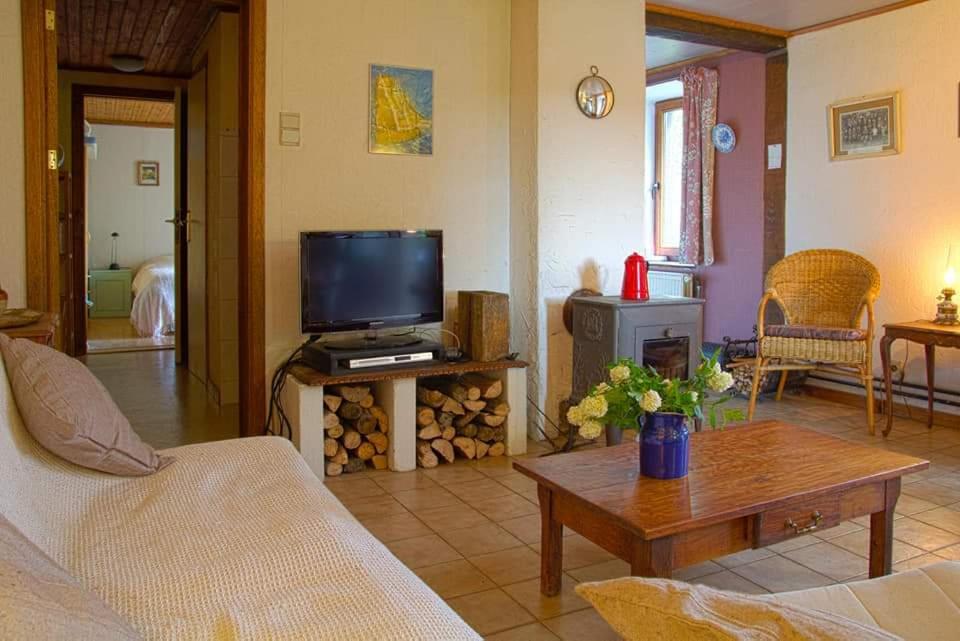 La Petite Maison Six Planes Luaran gambar