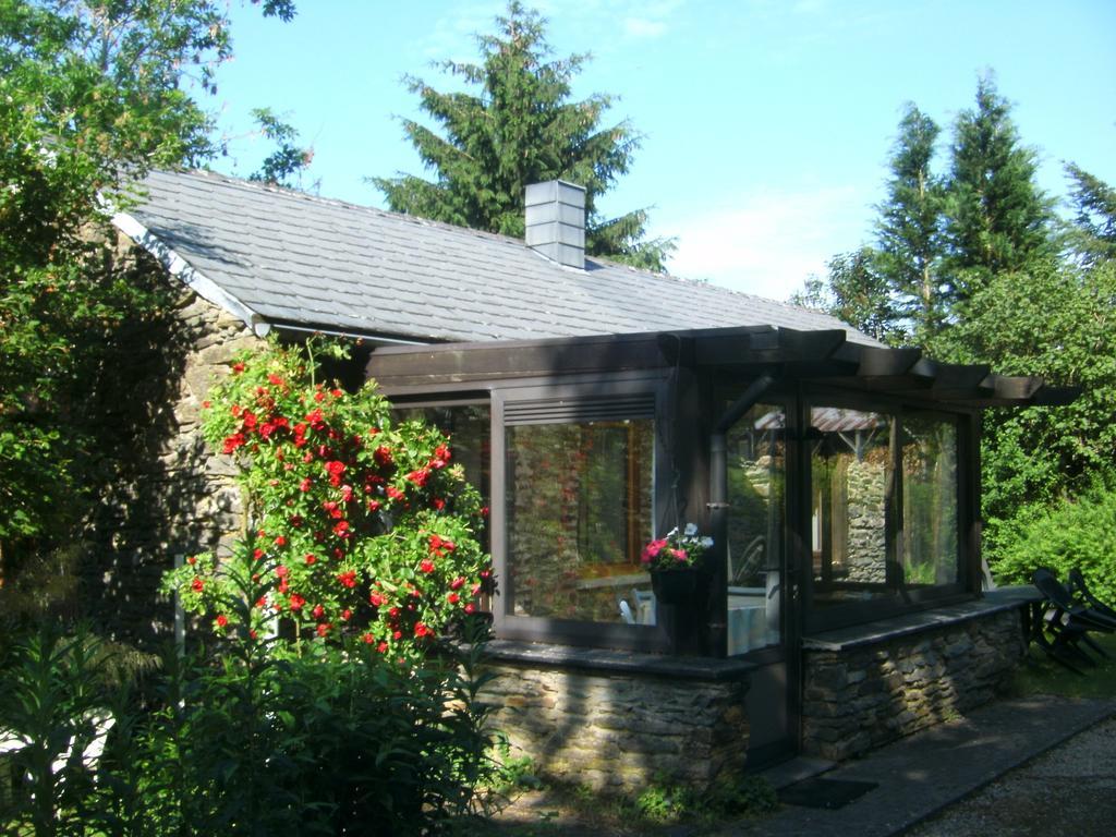 La Petite Maison Six Planes Bilik gambar